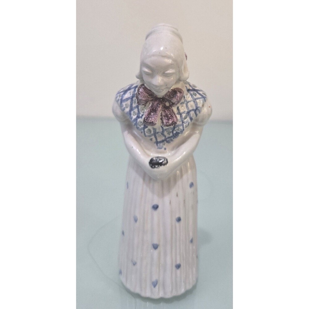 Michael Andersen Son Bornholm Girl Figurine 4418